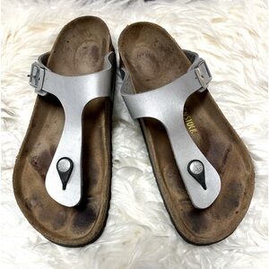Birkenstock Silver Leather Flip Flop sandal 9 or 39